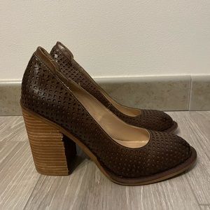Brown Kelsi Dagger heels Size 8